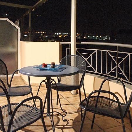 Ouranos Apartment Athena Bagian luar foto
