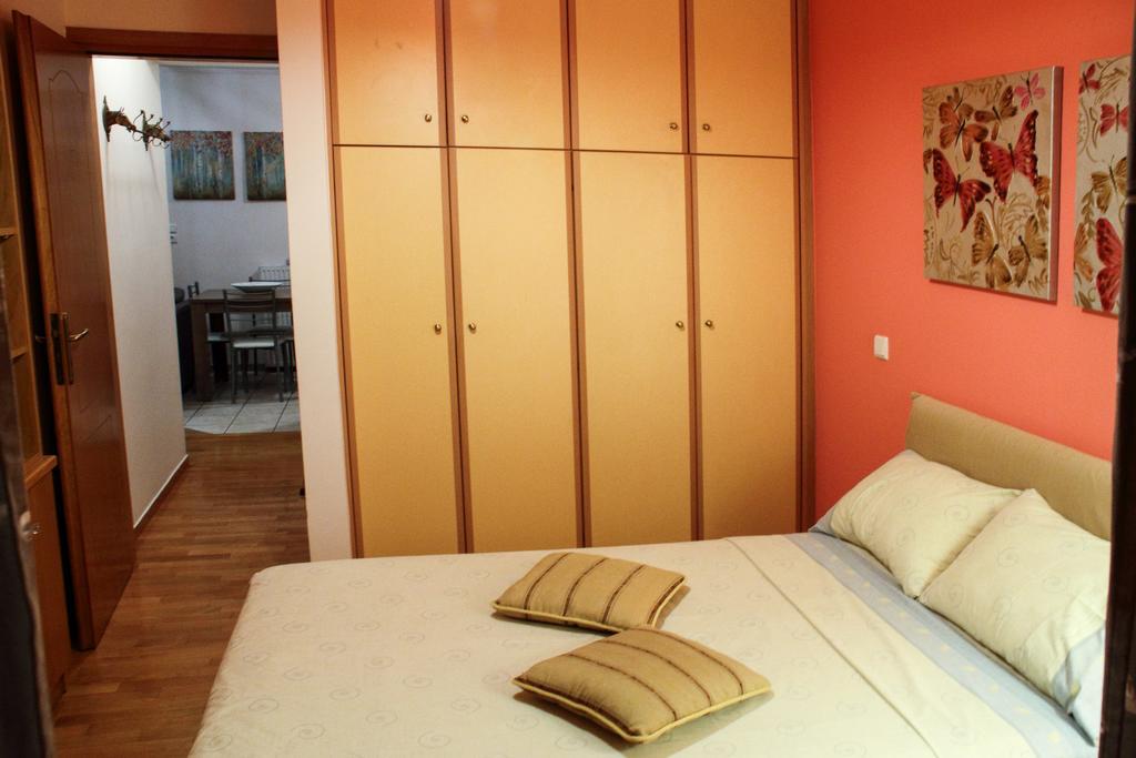 Ouranos Apartment Athena Bagian luar foto